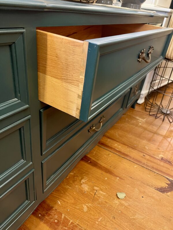 dovetail drawers